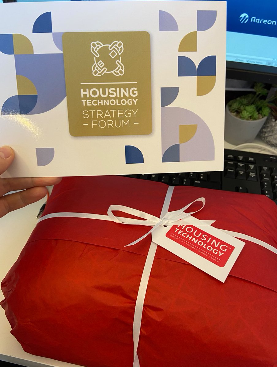 Thanks for my special delivery @housingtech! 😍 looking forward to this morning’s #Strategy #Forum with #HousingTechnology to discuss #Security, #carbonneutrality and #Compliance for the #ukhousing sector.