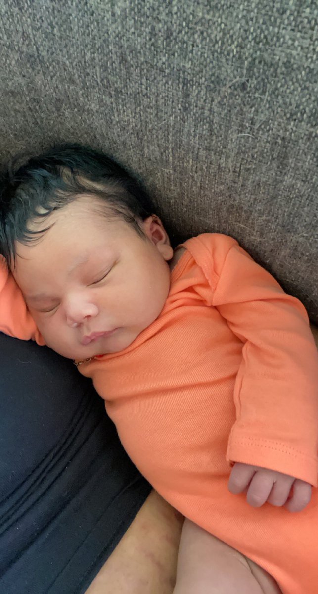 Kushparadiseee's tweet photo. Twin 💜 even tho she got her daddy's eyes 😍 K.Y.O.💛 https://t.co/vnVnQH8wQc