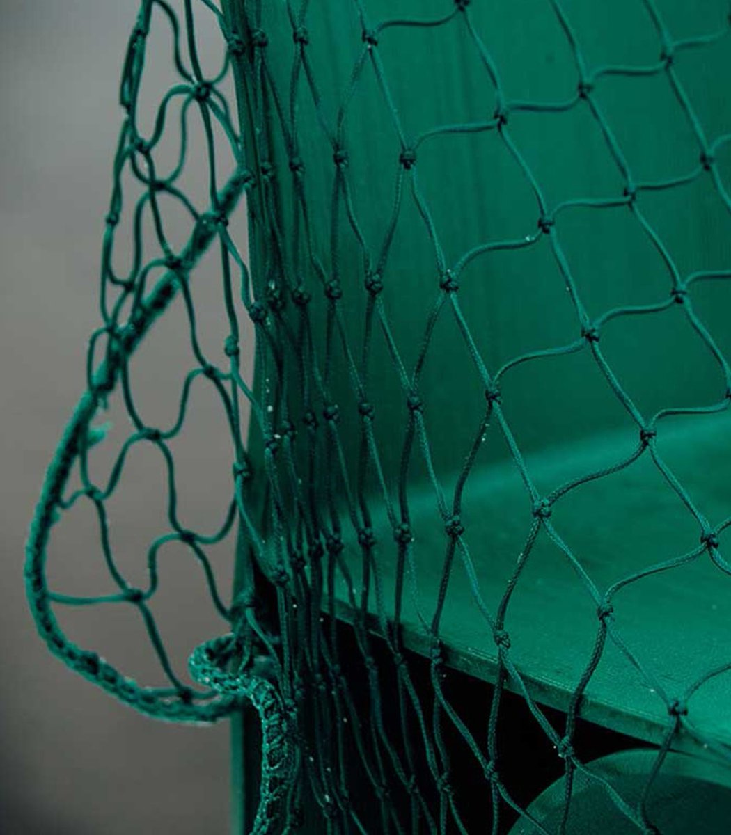 En Suède, le studio de création Interesting Times Gang conçoit des chaises design imprimées en 3D à partir de filets de pêche recyclés

Plus d’infos : bit.ly/3ETQ585