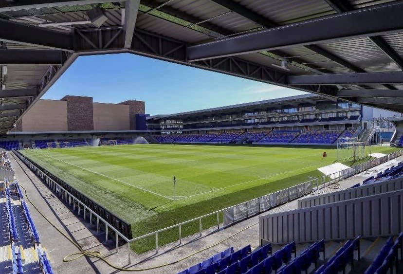 KentWomble's tweet photo. Over £3.7m now invested in #PLB2 and seeking additional funds to help refinance stadium completion costs and fixtures & fittings. Offers a new increased annual interest rate of up to 7% with capital outlay repaid at the end of the term (T&C’s apply) https://t.co/60kz7QSyOF 🔵🟡 https://t.co/sjVEH9Lik8