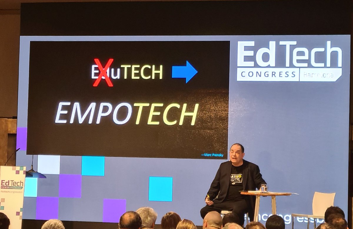 educacion3_0's tweet image. Marc Prensky apuesta en #edtechcongressbcn por el término Empotech: "Tecnología que empodere la educación y los alumnos para que puedan realizar proyectos que impacten realmente en la sociedad". @EdutechCluster 
#marcprensky #empotech