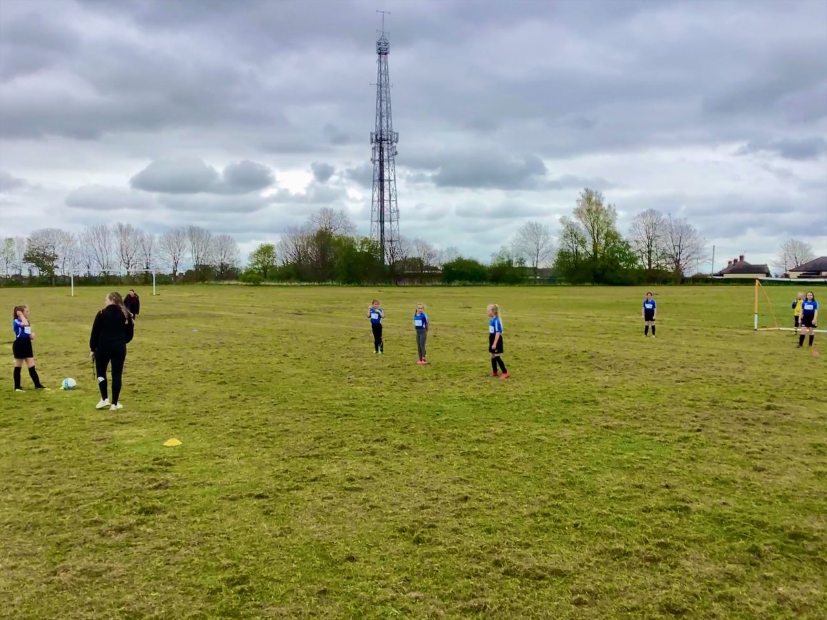 westcornforthps's tweet image. We are very proud of our WCPS Girls' Football Team who played their first 2 matches in the Go-Well Girls' Football League last night. #LetGirlsPlay #girlsfootballinschool @gowellwithus