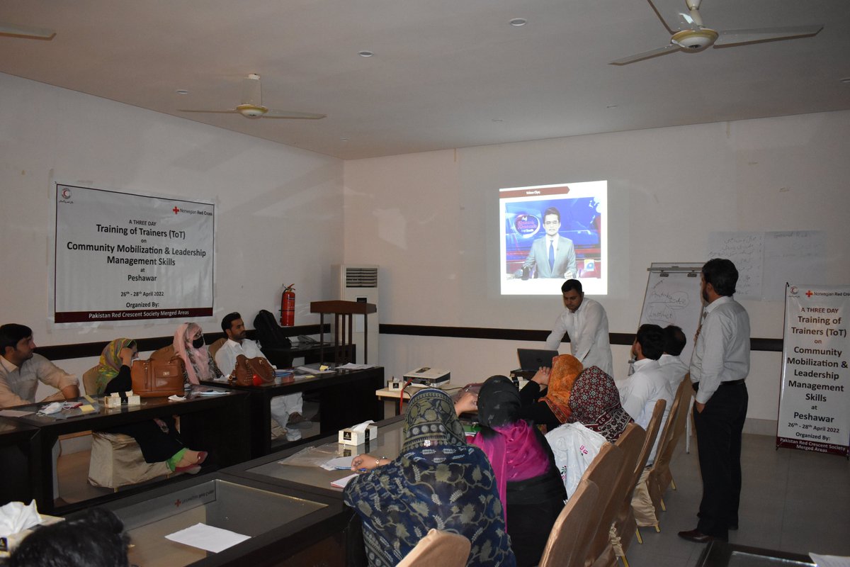 prcsma's tweet photo. A Three Day
Training of Trainers (ToT) on 𝗖𝗼𝗺𝗺𝘂𝗻𝗶𝘁𝘆 𝗠𝗼𝗯𝗶𝗹𝗶𝘇𝗮𝘁𝗶𝗼𝗻 &amp; 𝗟𝗲𝗮𝗱𝗲𝗿𝘀𝗵𝗶𝗽 𝗠𝗮𝗻𝗮𝗴𝗲𝗺𝗲𝗻𝘁 𝗦𝗸𝗶𝗹𝗹𝘀 at Peshawar.
Health Staff from Merged Districts and Khyber Pakhtunkhwa Participated

PRCS: 𝑬𝒗𝒆𝒓𝒚𝒘𝒉𝒆𝒓𝒆 𝒇𝒐𝒓 𝑬𝒗𝒆𝒓𝒚𝒐𝒏𝒆 https://t.co/ellKFccwuh