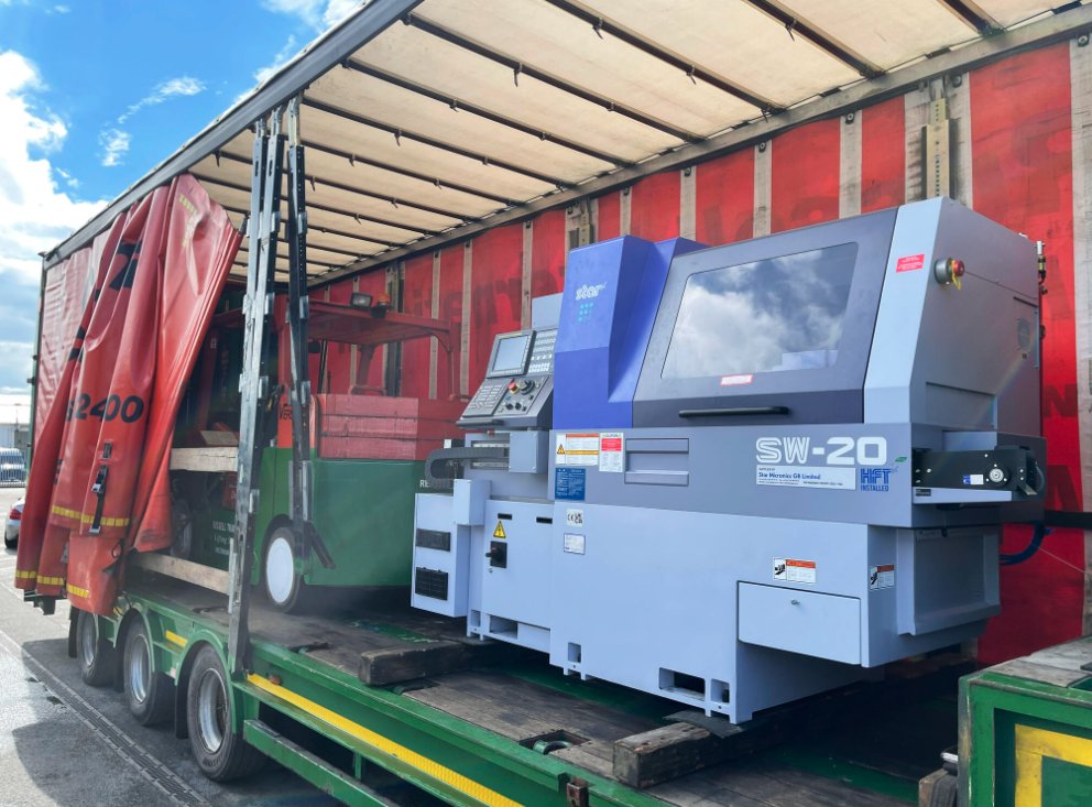 Midland Precision Engineering (@mpe_engineering) on Twitter photo It's Delivery Day! 🚛
Continuing our ongoing investments into the latest technology, we saw the arrival of our new <a href="/StarMicronics/">Star Micronics America</a> SW-20 #SlidingHead Lathe which we are very excited to see in action alongside our existing SV models! ⭐️
Visit bit.ly/37p8QkD
#UKMfg It's Delivery Day! 🚛
Continuing our ongoing investments into the latest technology, we saw the arrival of our new <a href="/StarMicronics/">Star Micronics America</a> SW-20 #SlidingHead Lathe which we are very excited to see in action alongside our existing SV models! ⭐️
Visit bit.ly/37p8QkD
#UKMfg