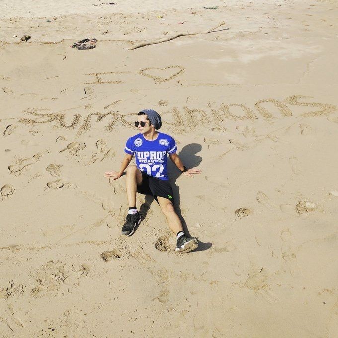 Happy sumedhians day! 💛❤️😘🌍 @Beatking_Sumedh We are sumedh ke sumedhians..😍❣️🤩 Proud ot be a sumedhians..✨😘🌍