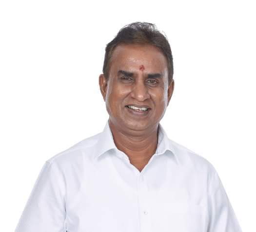 Muruges86599801's tweet photo. மாண்புமிகு இதயதெய்வம் புரட்சித்தலைவி #அம்மா அவர்களின் #நல்லாசியுடன் மாண்புமிகு ஒருங்கிணைப்பாளர்கள் #EPS_OPS ஆகியோரின் #ஆதரவுடன் மீண்டும் #கோவை புறநகர் தெற்கு மாவட்ட கழக #செயலாளராக பொறுப்பேற்க உள்ள கொங்கு மண்டல #தளபதி மாண்புமிகு #எஸ்_பி_வேலுமணி அண்ணன் அவர்களுக்கு #வாழ்த்துக்கள் https://t.co/9NgIu0a2DJ