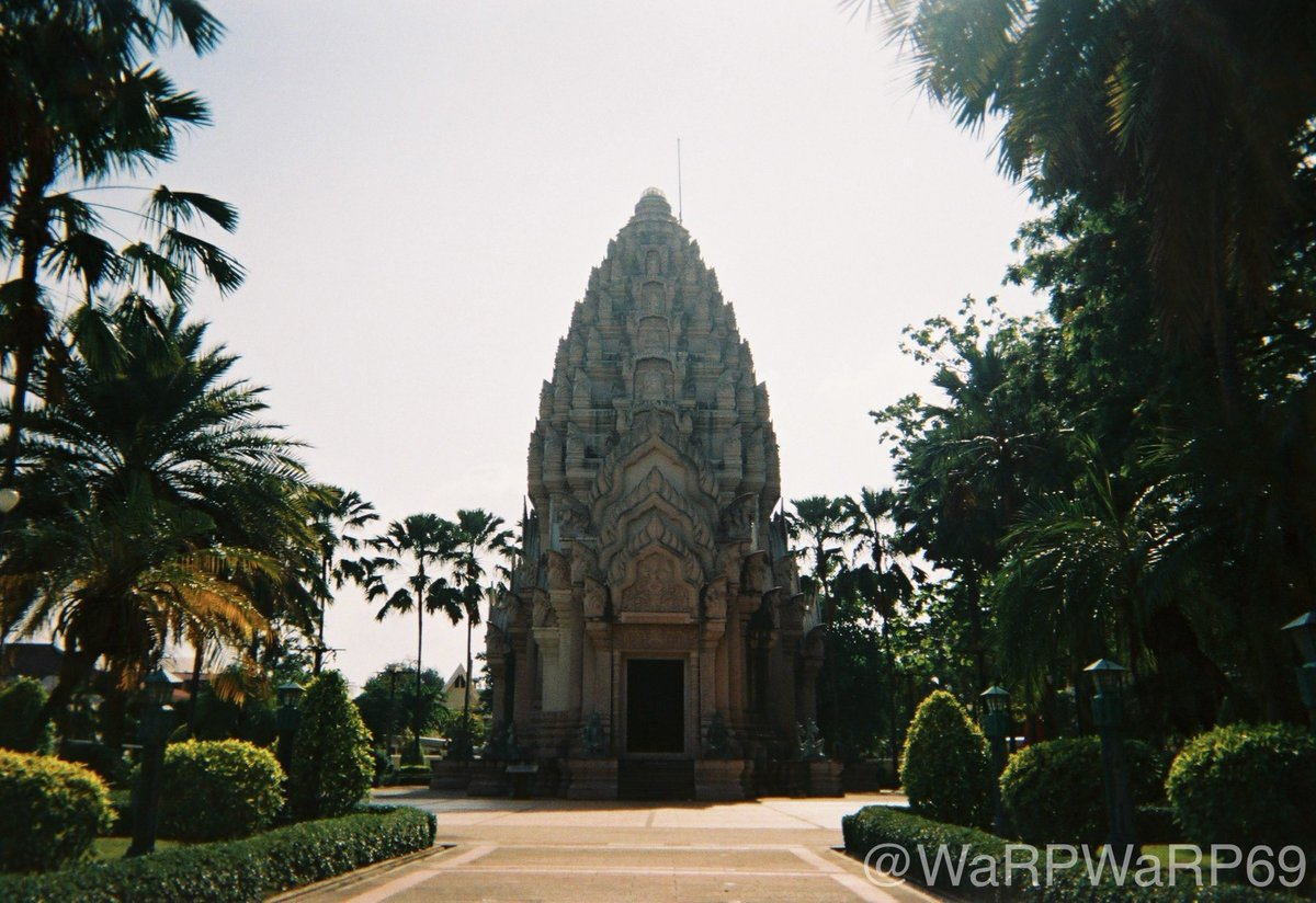 WaRPWaRP69's tweet photo. Buriram (3) #snapsforlisa #LISA #리사 https://t.co/w9EBgrAMF3