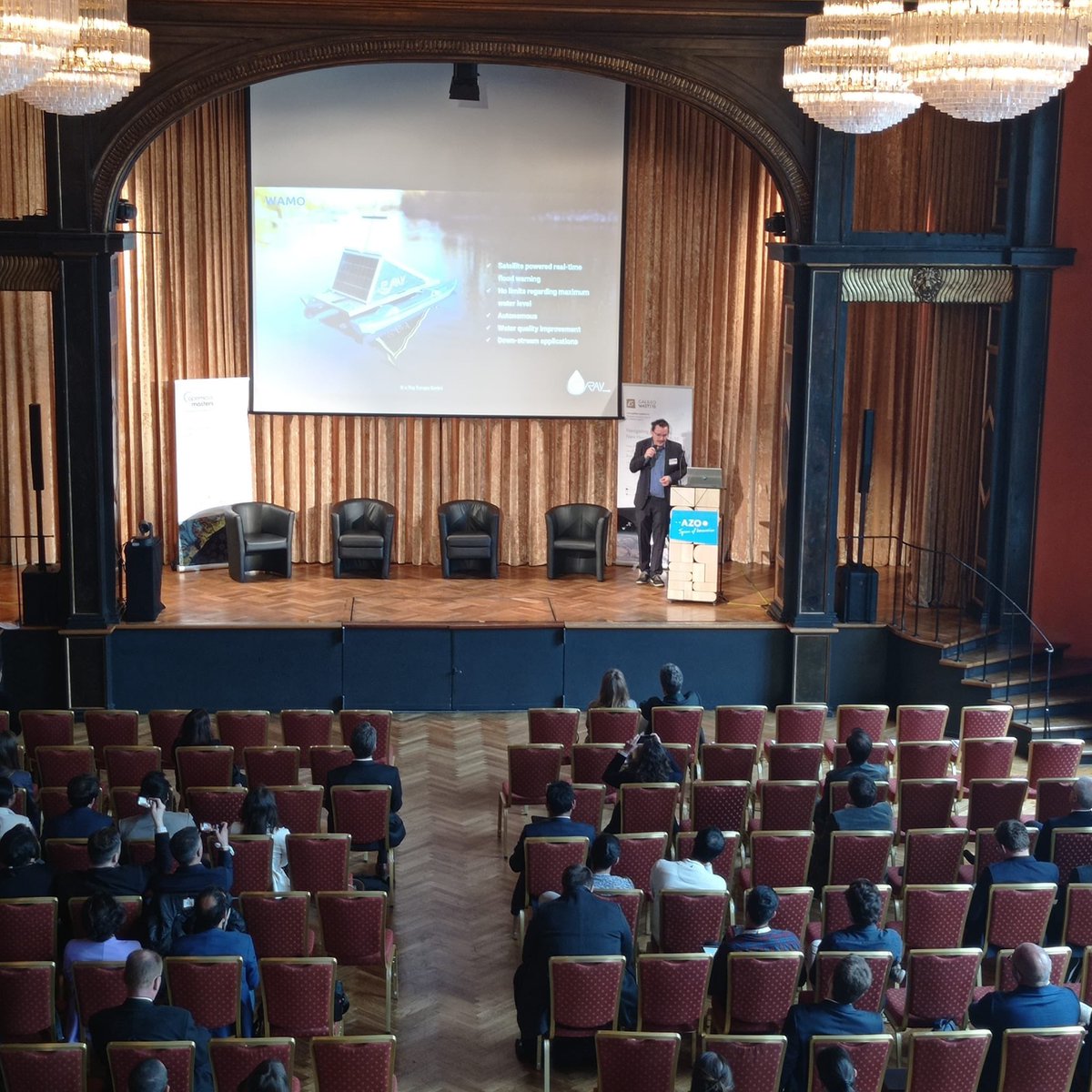 2021 #GalileoMasters overall and Regional Prize @ESABICHessen winner, Sebastian Lemke inspiring the participants with the winning solution, WAMO

#SpaceMastersDay #BestofGalileo