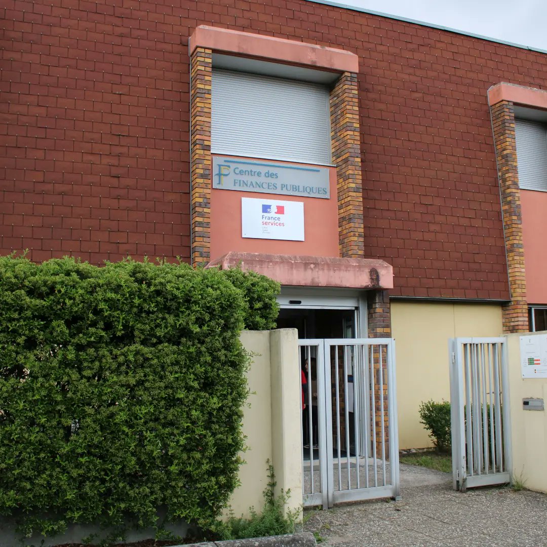 [Inauguration Maison France Services à #Erstein]

En présence du Maire d'Erstein, des maires du Canton, de la sous-préfète de Sélestat Erstein, du député Bas-Rhin et des partenaires de la MFS qui permet aux personnes d'accéder aux principaux organismes de service publics.