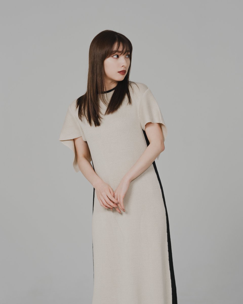 Leann moment Bicolor cape knit dress BwQsDBaHle ...