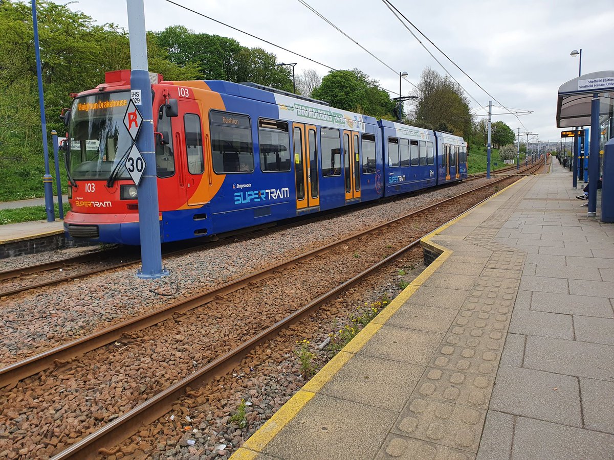 Sheffield Supertram 103 outside of Sheffield Station this morning on a Blue Route service to Beighton/Drakehouse. (27/04/2022) #SheffieldStation #Supertram #Sheffield @JedKendray @303032_trains