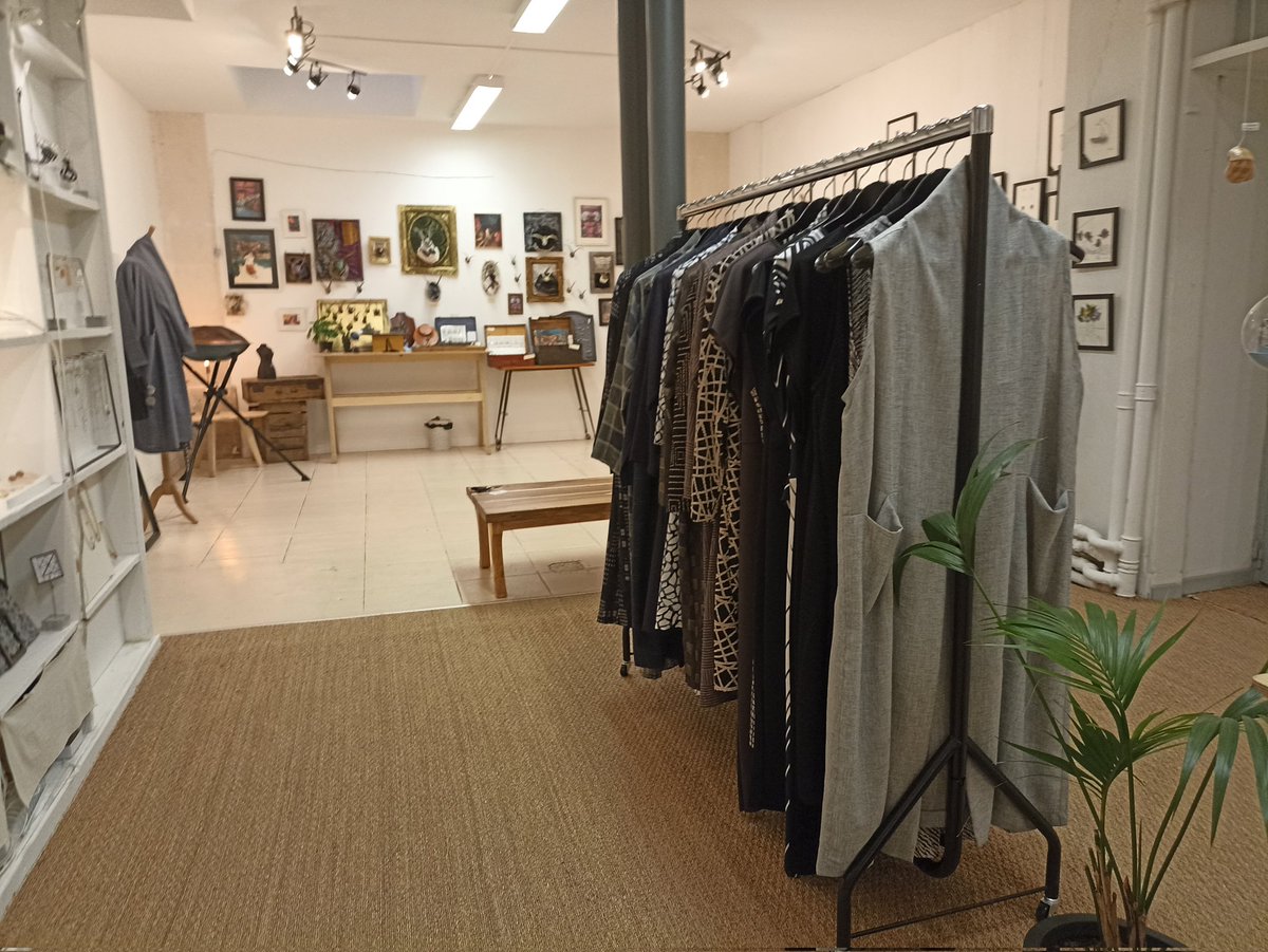 ZoyeFashion's tweet photo. Petit rafraîchissement matinal à @Plage_76 
#Poitiers #Mode #KoreanDesign #PretàPorter #FaitMain #Bijoux https://t.co/rZFfS6gu9I
