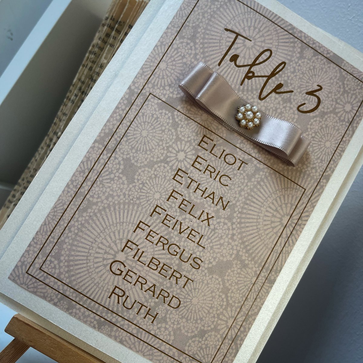 steppingni's tweet photo. Wow your guests with a beautifully designed #tableplan from @pinkelecards - we can design the complete #weddingstationery package coordinated in your chosen colours. Making your big day special #weddingguest #weddingday #weddinginspiration #seatingplan #seatingplanideas ❤️ https://t.co/XZPzsKDLLb