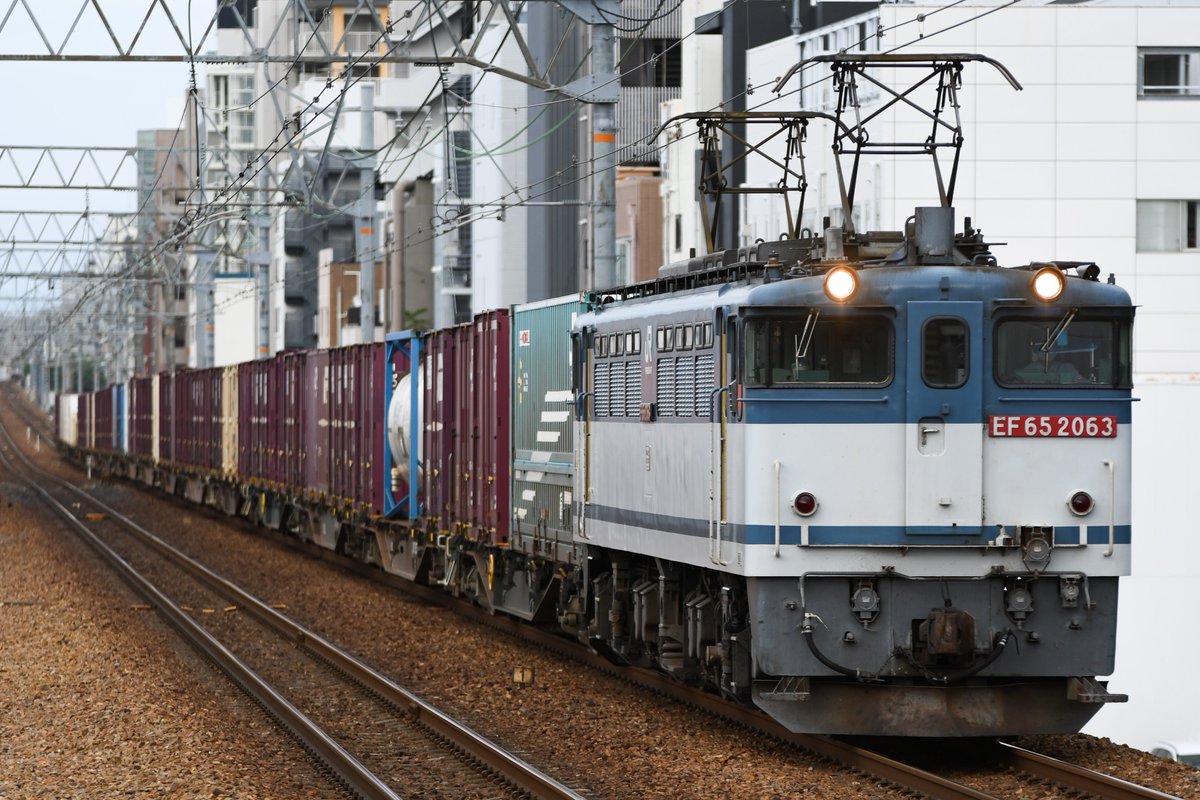 75レ/EF65-2063+コキ

お疲れ様でした