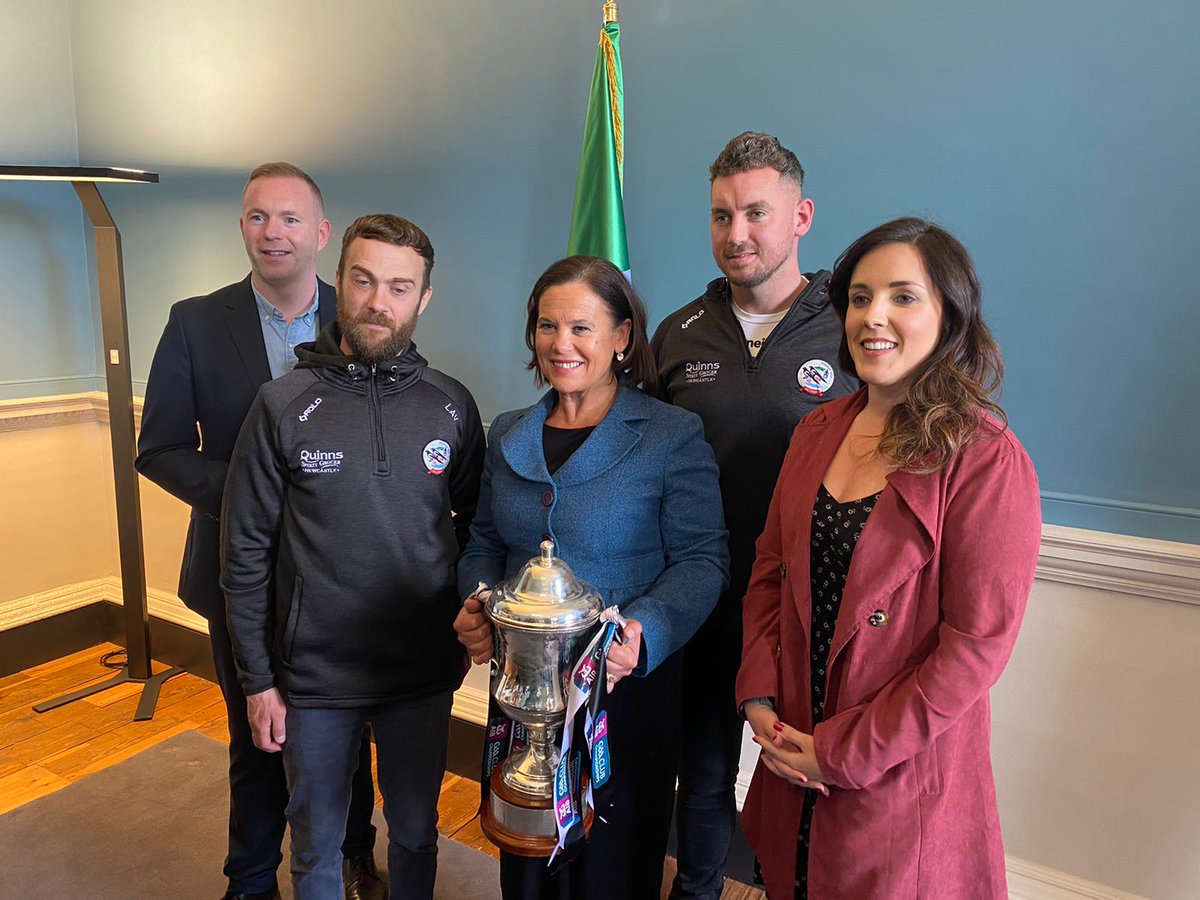 MaryLouMcDonald's tweet photo. Champions in the House! Delighted to welcome @KilcooGAC  A club and community with passion and drive 🏆. @ChrisHazzardSF @CathyMasonSF https://t.co/0V3tZJeTR3