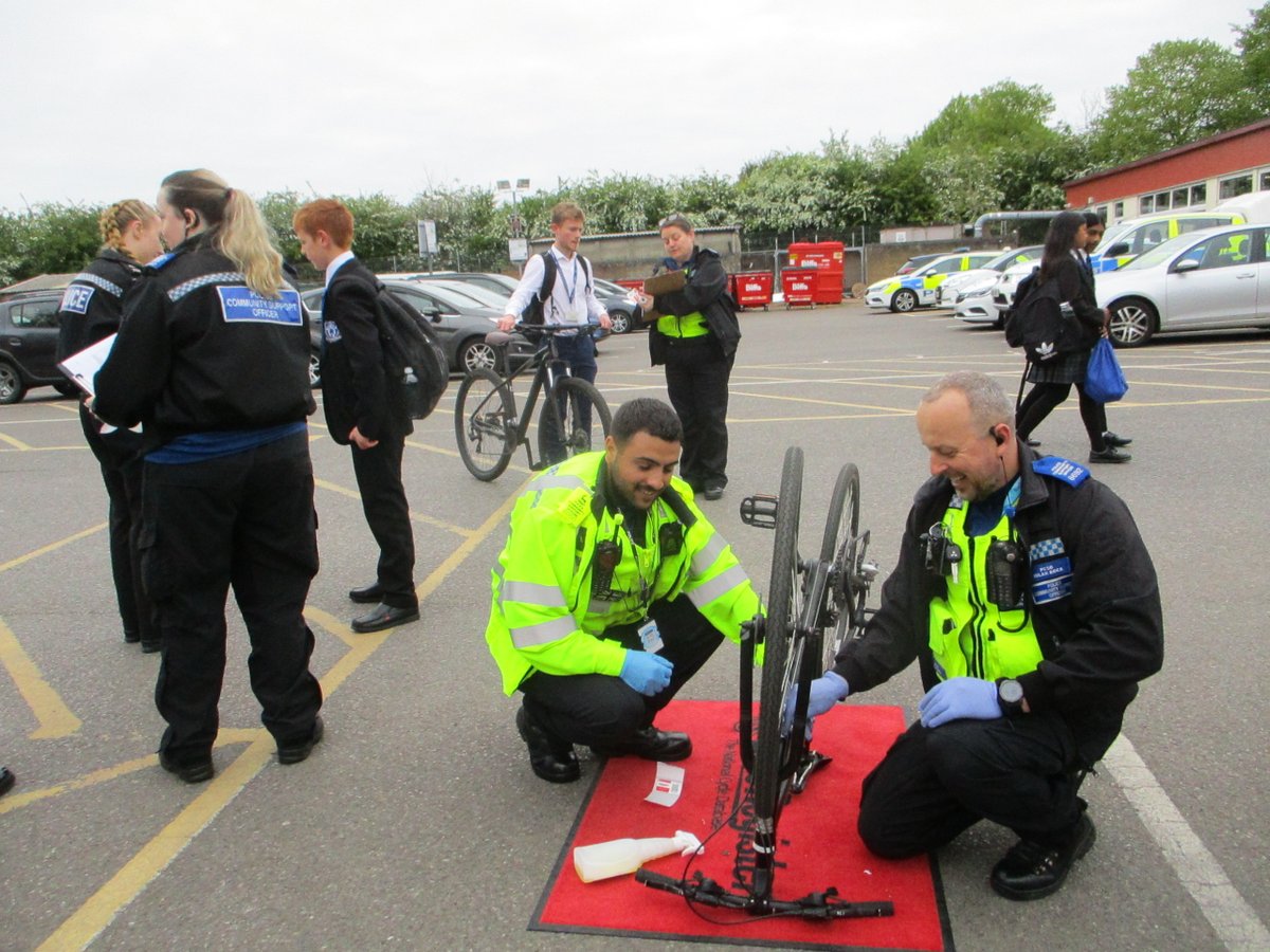 Great to see our Safer Neighbourhood Team at Queens' today security marking our bikes, thank you #Aultruistic #SaferNeighbourhoodTeam