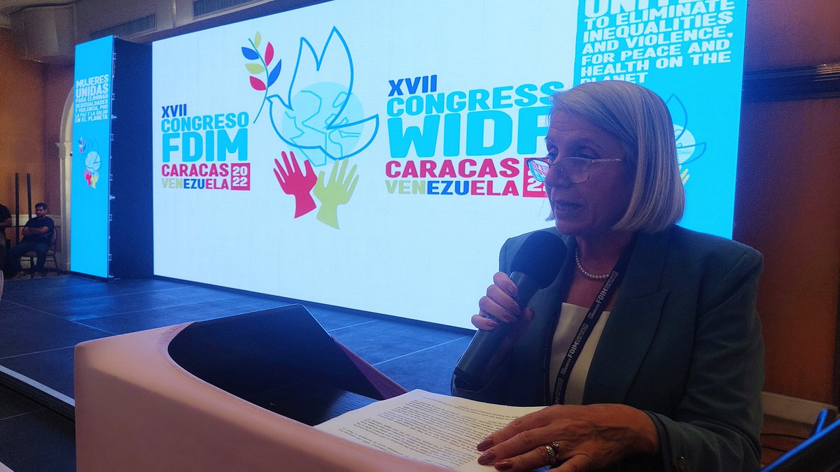 FdimVenezuela's tweet photo. #AHORA Inicia la plenaria de relatoría de las mesas de trabajo del XVII Congreso de la Federación Democrática Internacional de Mujeres @fdim_ https://t.co/w6UiRecefW