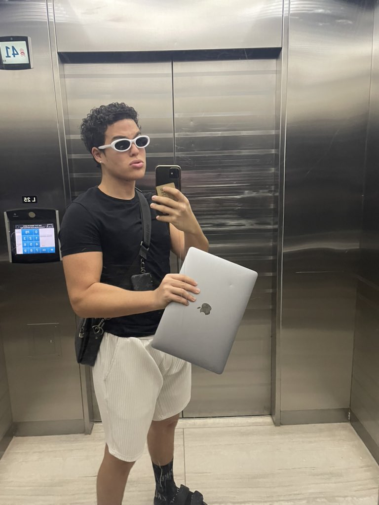 Adam Praverse tweet media