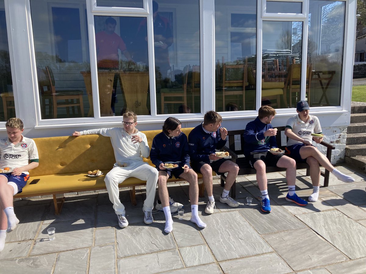 ediunicricket's tweet photo. 🚨TEA WATCH🚨                                     Absolutely cracking tea from @DundeeUniCC , high level sandwiches, crisps, sausage based treats and cakes https://t.co/U2dVcaFaNY
