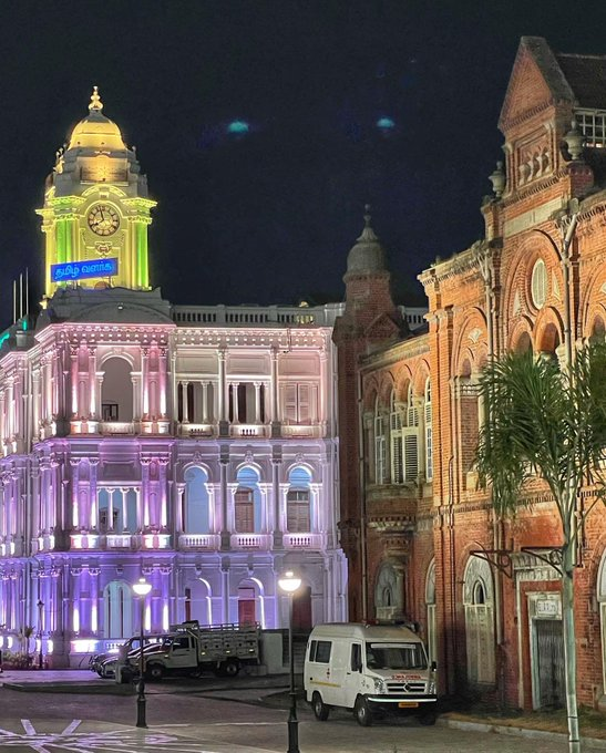 BrindaHere's tweet photo. Chennai Central Square at Night. Giving European Feels..🤩🏛️
#27thAprR | #22ndAugR https://t.co/OEOspc4zNQ