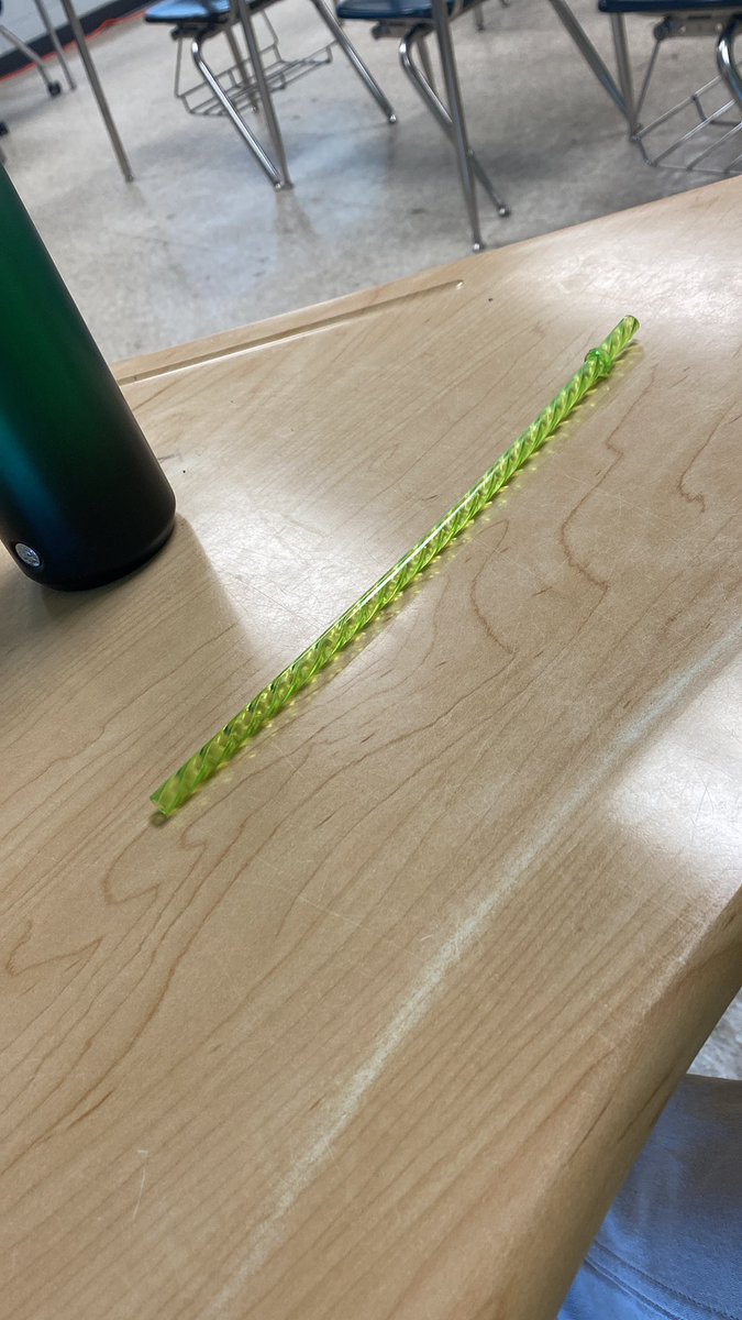 eClass1989's tweet image. R.I.P. to my emerald @Starbucks cup. My student knocked of off the desk 🧑🏽‍🦯.