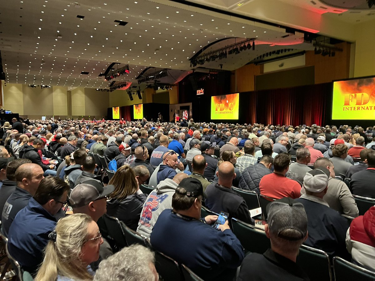 BillBeale's tweet image. Good Morning from the largest gathering of Fire Service Leaders in the United States of America 🇺🇸🇺🇸#FDIC2022 #Leadership
