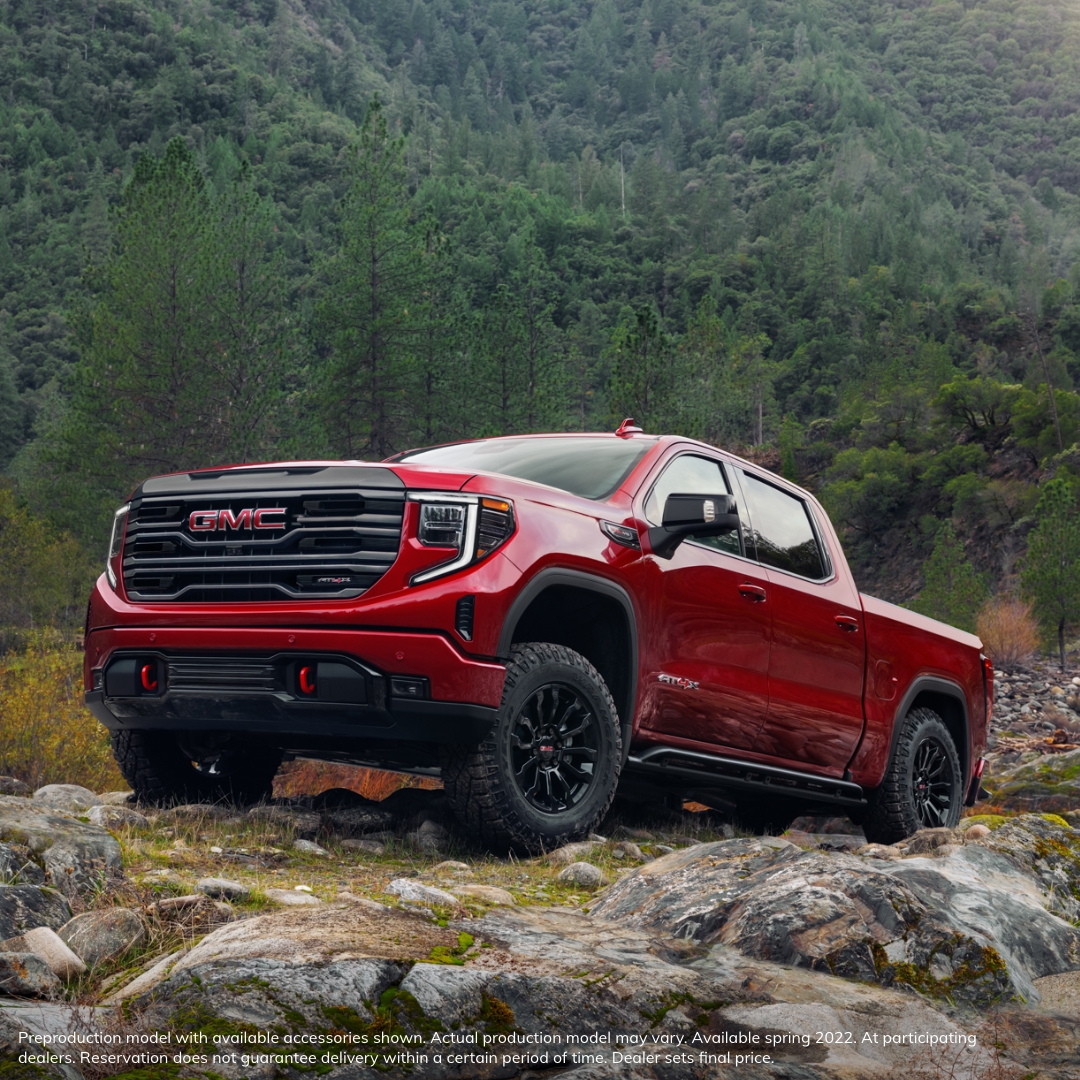 GMC's tweet photo. Lead the pack off-road. First Ever #GMCSierra AT4X. Reserve yours at https://t.co/M9paqSbtDp. #AT4 https://t.co/uQGwXQlxts