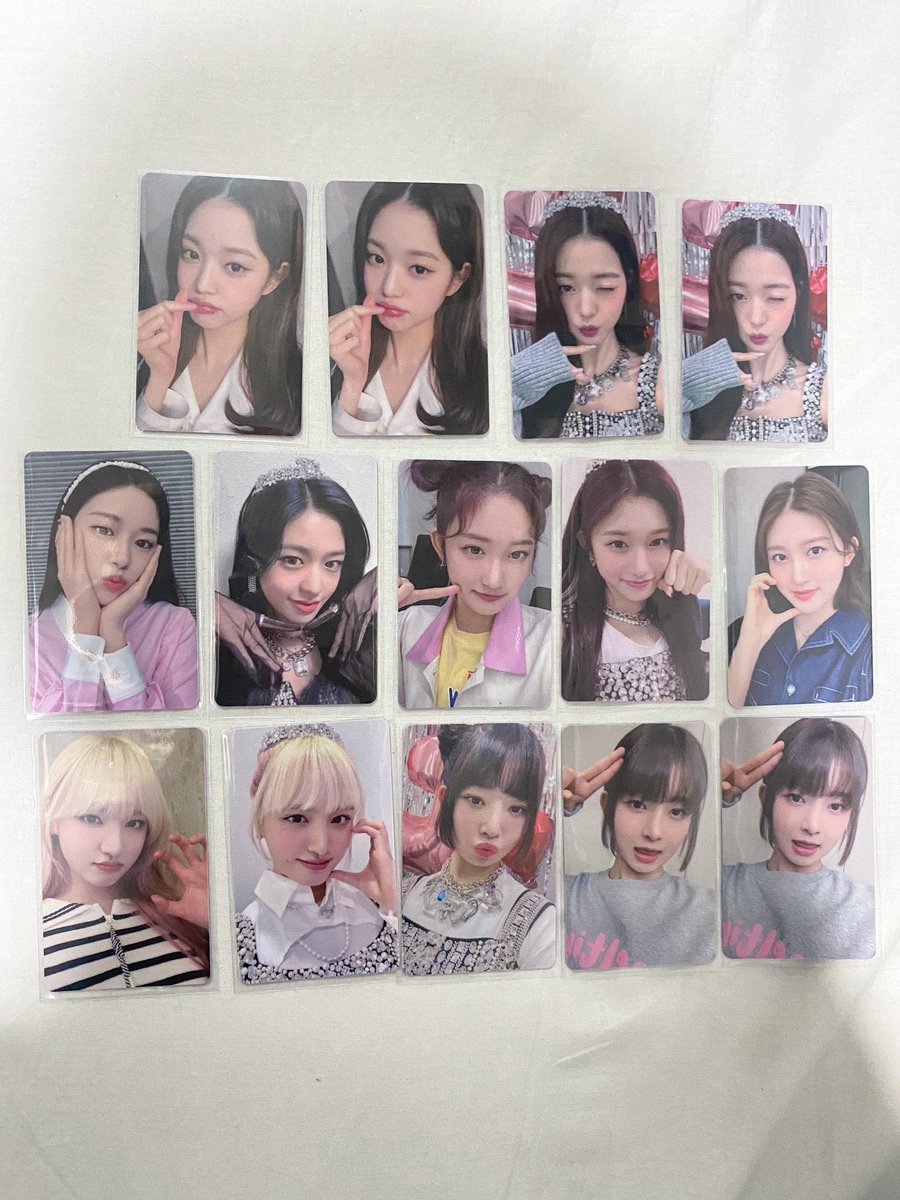 nanoeiii's tweet photo. ไม่พร้อมส่ง :  ถึงไทย 5/5 การ์ดลกด. lucky draw soundwave 

2. อีซอ a+b 1000  
3. ลิซ a+b 960
4. ยูจิน a+b 900 
7. กาอึล a 350 

ค่าส่งเอกชน 40 บาท 

#ตลาดนัดive #ตลาดนัดไอบึ https://t.co/E4zzcntU3w