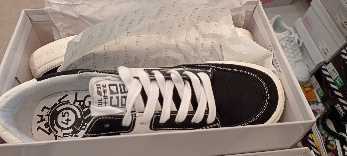 Josh 💙💛 tweet media