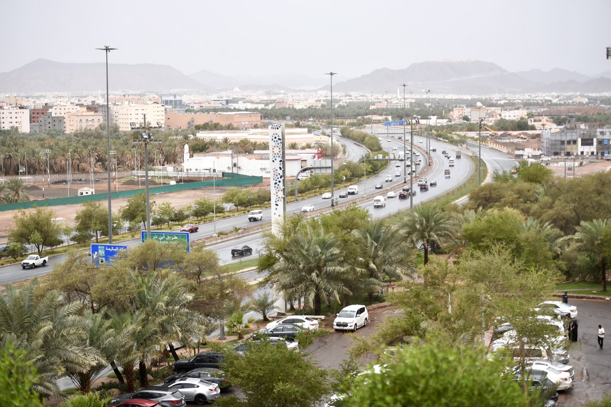 imarat_almadina's tweet photo. #صور || 📸
هطلت اليوم أمطار متوسطة إلى غزيرة على أنحاء متفرقة من #المدينة_المنورة, جعلها الله سقيا رحمة وعمّ بنفعها أرجاء البلاد. https://t.co/XRHUFT7zAZ