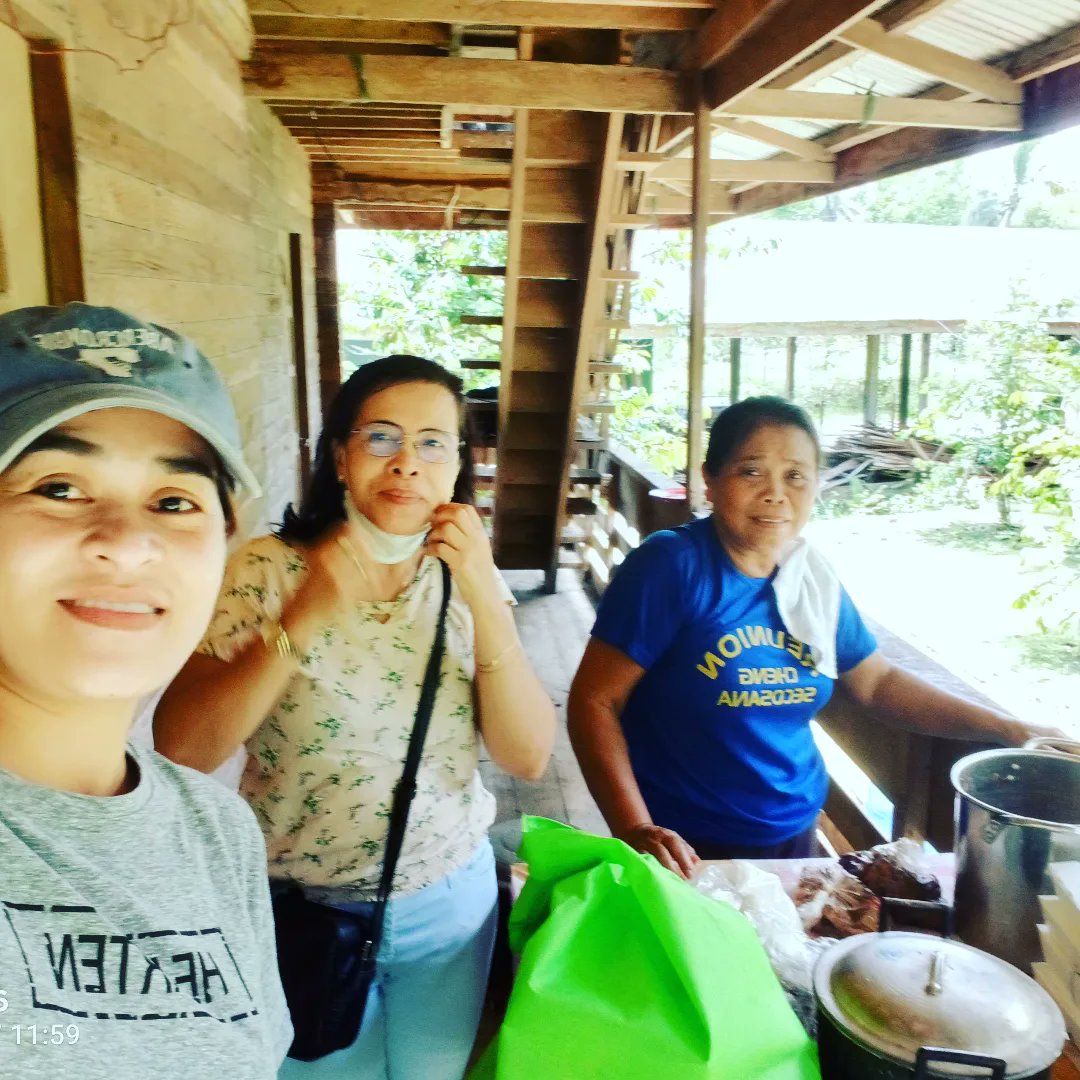 JingleCarcellar's tweet photo. We are here in the farm #FamilyLove #bukid #qualitytime https://t.co/HCw52F0vRY