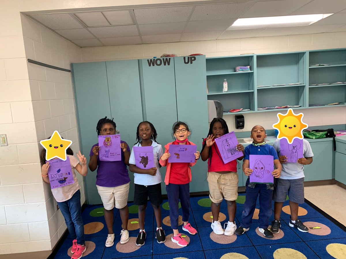 STESAfterschool's tweet photo. This week in #ExploreLiteracy, our Panthers read "Dogs Don't Wear Sneakers," created their own silly characters, and shared them with their peers! @SeminoleTrails @ExtLrngSDPBC @PrimeTimePBC #AfterschoolWorks #AfterschoolMatters https://t.co/gAHCdnXcxL