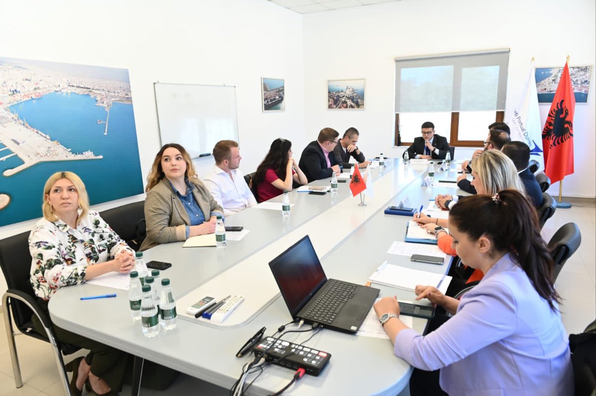 CDIAlbania's tweet photo. A fruitful meeting at the @DurresPort with the aim to advance our joint efforts on #SEE6 Waterborne Connectivity and the revision process of TEN-T Regulation with focus on Ports #Albania #BlueBalkans https://t.co/RQXeZNxK43