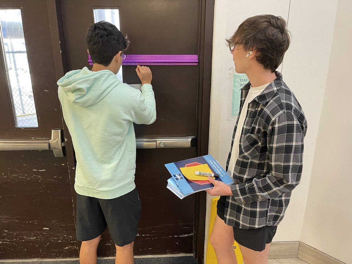 Installing some great looking signage around KHS. Who said math isn’t used in real life?! <a href="/HumbleISD_KHS/">Kingwood High School</a> <a href="/HumbleISD_CTE/">Humble ISD CTE</a>