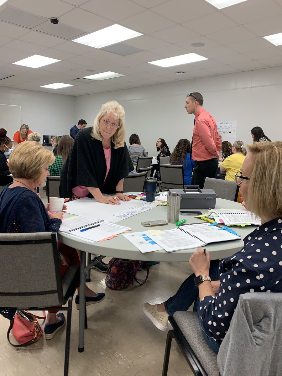 Teresa Rizzo tweet media