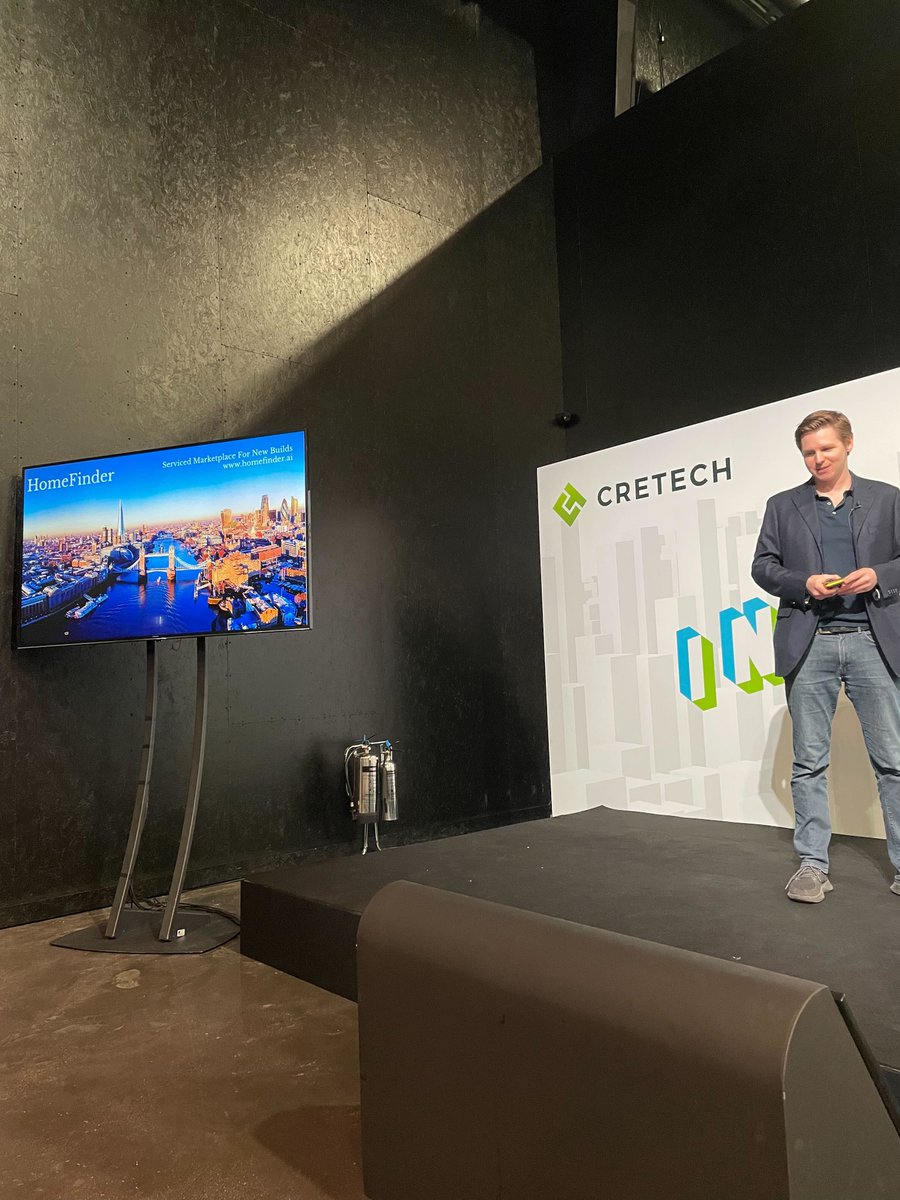 Geovation's tweet photo. It was great to present what Geovation does and for some of our PropTech start-ups to present what they're working on at #CREtechLondon2022!

Thanks to @skyroomlondon, @UrbanRandD and HomeFinder for sharing what's going on with their amazing start-ups🙌 https://t.co/XcgoTtdJFx
