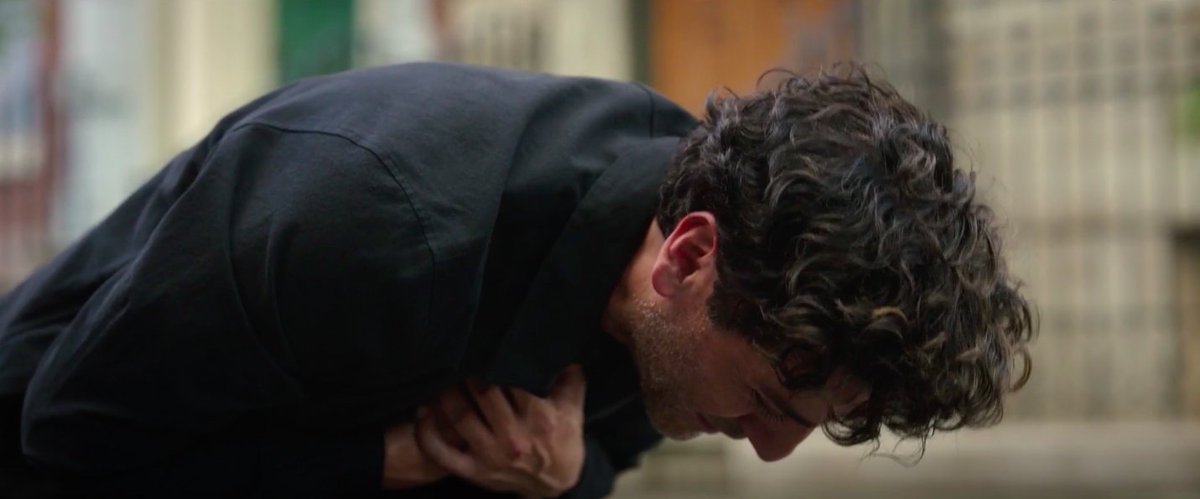 edsavaseri's tweet photo. Bloody hell! E5 of #MoonKnight is heart wrenching and beautiful. I am now a forever fan of #OscarIsaac's acting. That song in the end credits did it for me. I am now heartbroken. Writers of E5 #RebeccaKirsch and #MatthewOrton did a fantastic job. 💔🥲https://t.co/TWlm0ThOK4 https://t.co/kqBc6mKRQM