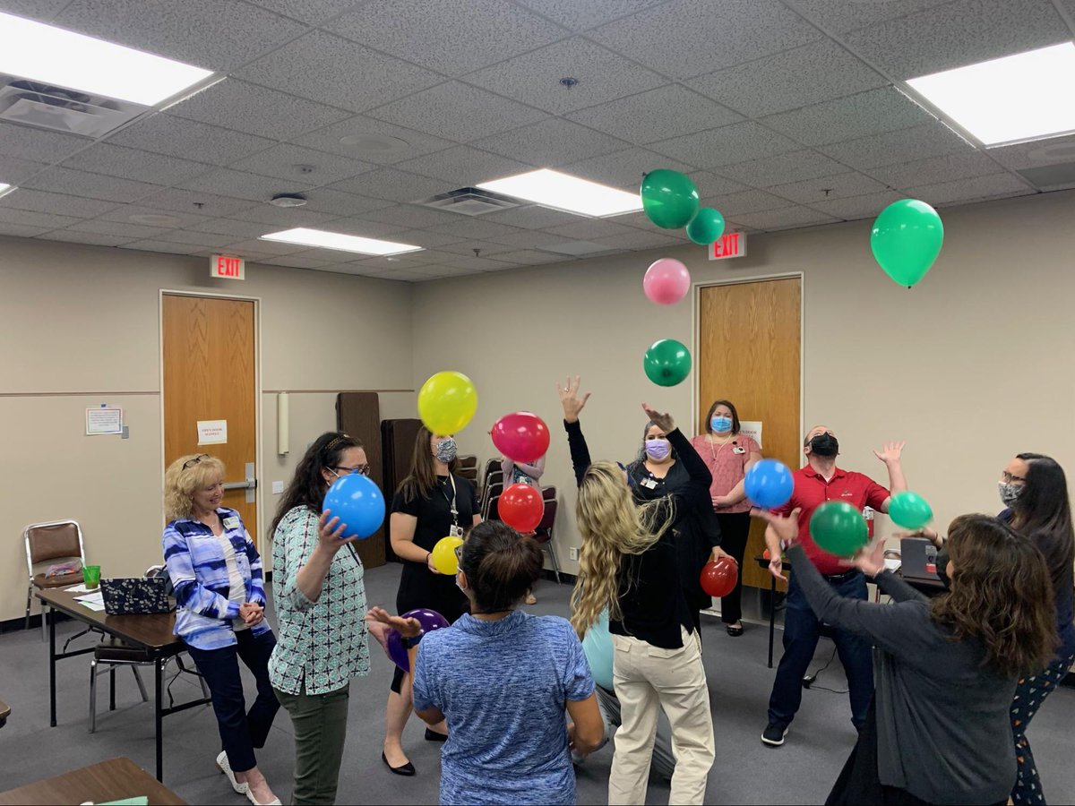 tovarrabatte's tweet photo. What skills do you think our TX students are learning with this activity? If you could learn any one skill right now, what would it be? #learningtogether #collaboration #communication #AgileMindTX #TxEd https://t.co/ZTi4KH1O3V
