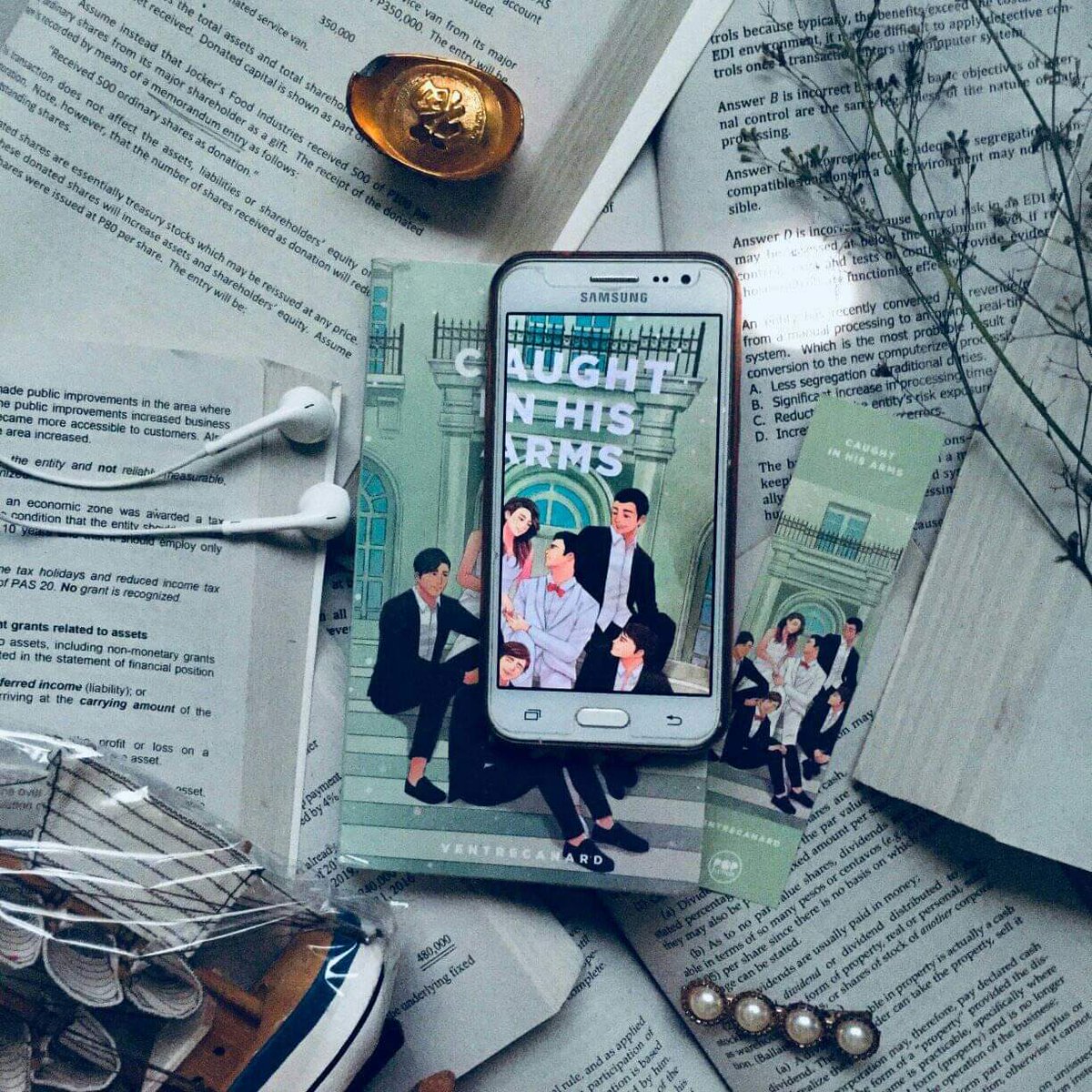 wins4me_'s tweet photo. πΈ Masterpiece of @VentreCanard_Wp
#CIHA
#POPFICSELFIE
#POPFICBOOKSNAP
@PopFictionBooks https://t.co/q4cjrv84iQ