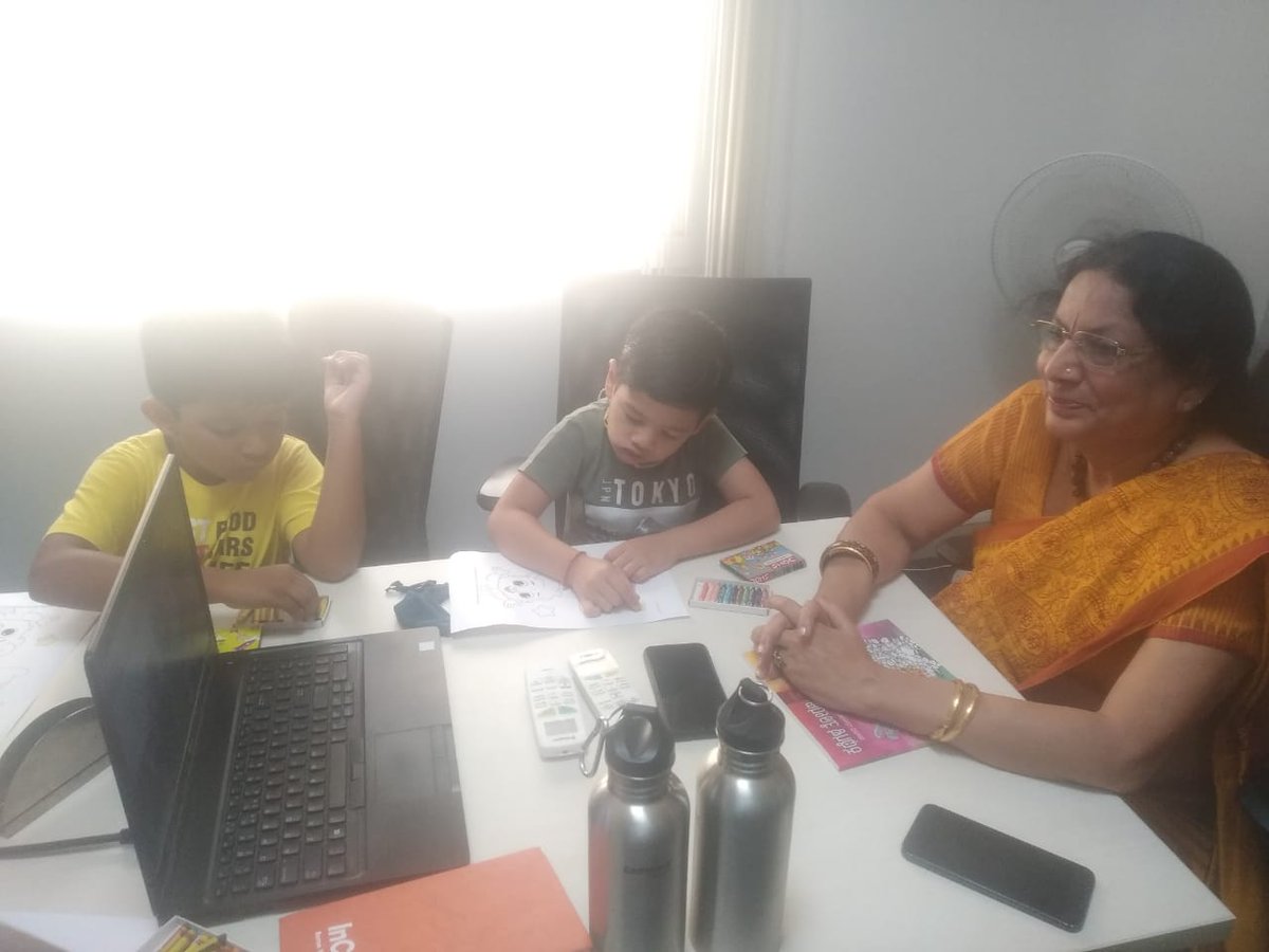 kiddypi1's tweet image. Namaskar to all the Children, Parents & Grandparents!!
Hope you're all doing well this summer season! 😊
Here are some glimpses from the Story Telling workshop conducted by Mrs. Shalini Murthy on the 16th of April.