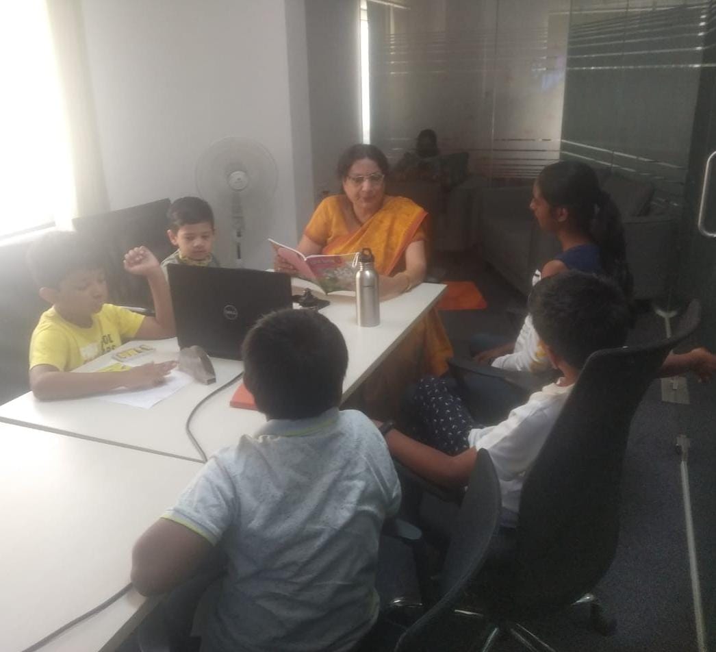 kiddypi1's tweet image. Namaskar to all the Children, Parents & Grandparents!!
Hope you're all doing well this summer season! 😊
Here are some glimpses from the Story Telling workshop conducted by Mrs. Shalini Murthy on the 16th of April.