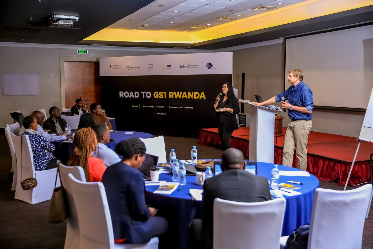 kayishemajames's tweet photo. Been a part of Road to GS1 Rwanda. Improving standards and clear traceability of Rwandan products locally and Globally.

#gs1rwanda 
@ICTChamberPSF @BITMi @GS1Germany 
#Rwanda #GS1 #madeinrwanda https://t.co/x0PsFqIKkM