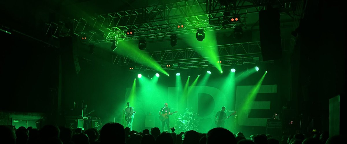 30yrs ago i went to see <a href="/rideox4/">RIDE</a> <a href="/QMUnion/">Queen Margaret Union</a> &amp; got a parking ticket! Last night i walked to @SWG3glasgow &amp; yes they were AMAZING. #Nowhere30 stands up &amp; ox4 is always a delight. Shout out to <a href="/smellybdrmm/">bdrmm</a> who were very good. Enjoy rest of tour.