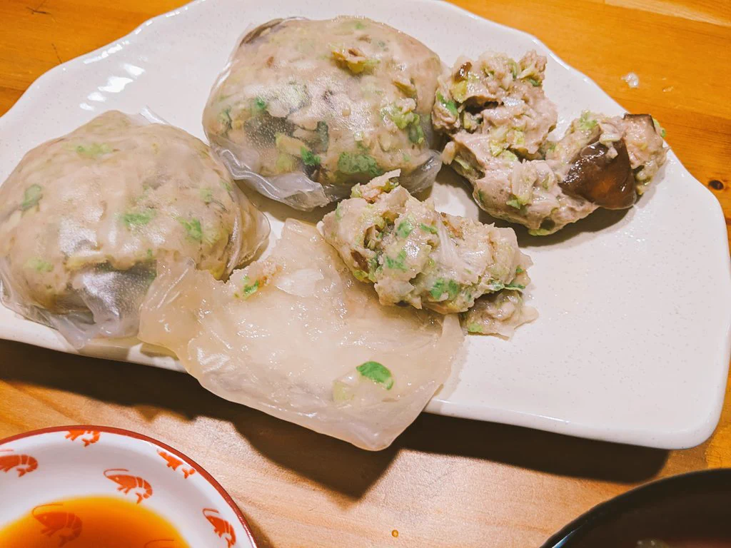 作ったー♥けど一口目で崩壊www
生春巻きの皮扱いむずっwww  