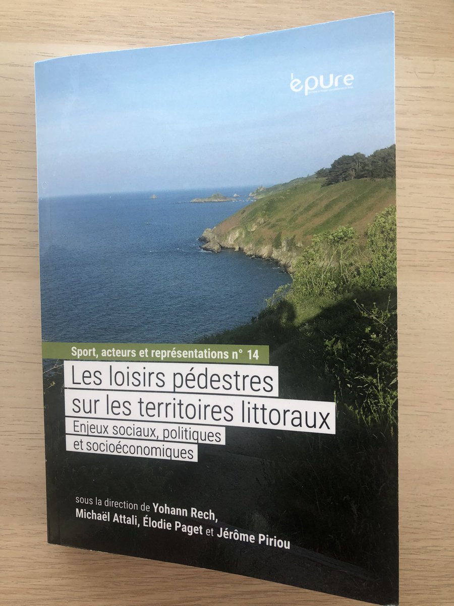 VIPS_2's tweet photo. Ça y est ! L’ouvrage “Les loisirs pédestres sur les territoires littoraux” vient de sortir! https://t.co/Qk8EcT63dH