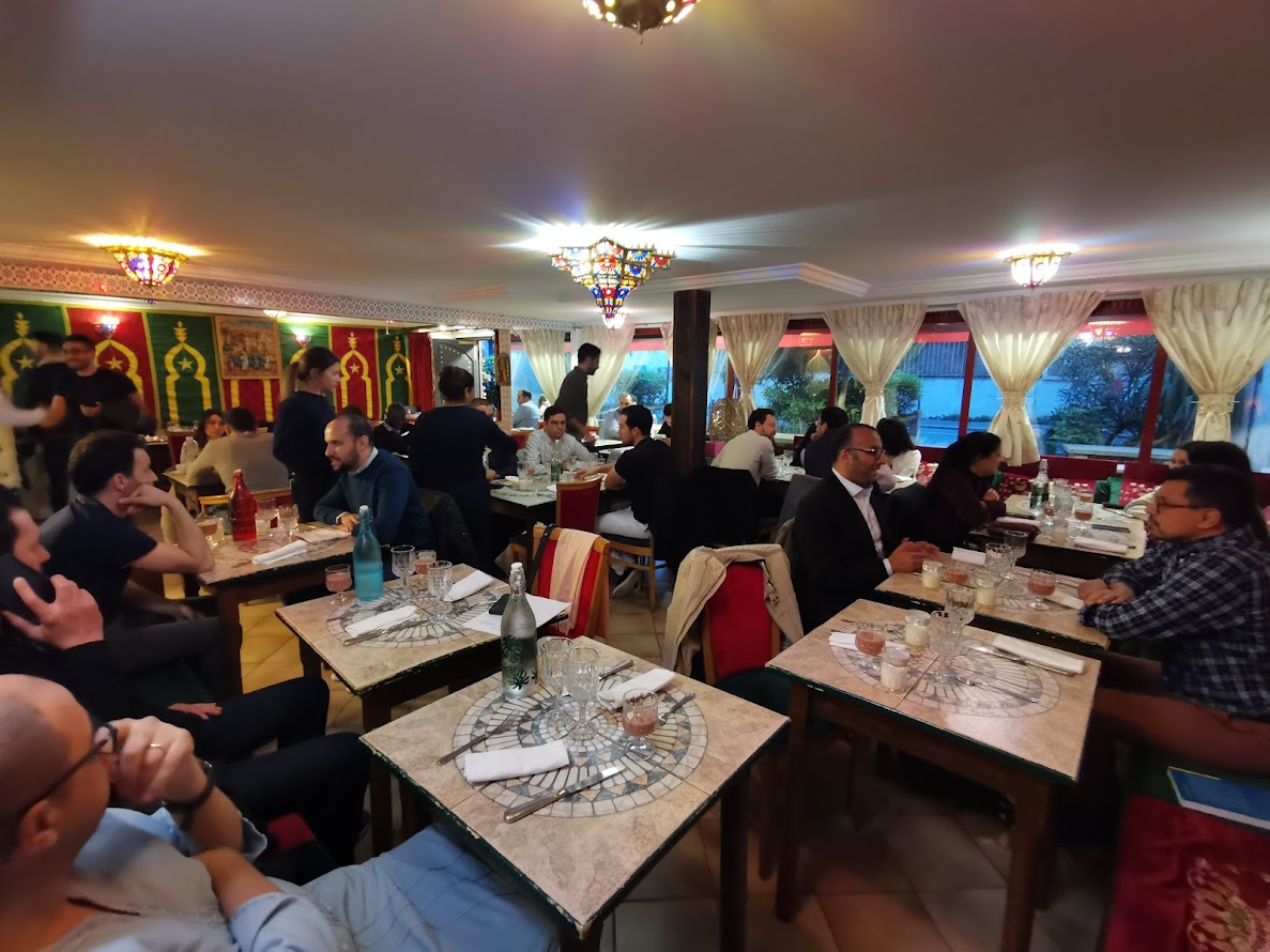 aimaf's tweet photo. Dans une ambiance conviviale, empreinte de retrouvailles, d'échanges et de communion, les membres de bureau et le conseil d'administration  ont  partagés avec les membres et sympathisants de l' @Aimaf un #Ftour à l'occasion du mois sacré de #Ramadan https://t.co/gD1zfuNzHU