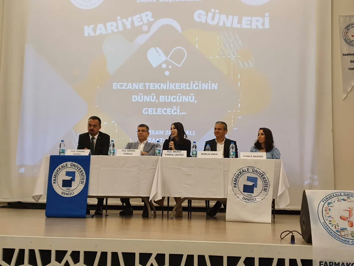 26 Nisan Eczane Teknisyenleri ve Teknikerleri Günü vesilesiyle gerçekleştirmiş olduğumuz 'Eczane Teknikerliğinin Dünü, Bugünü, Yarını' adlı panelimizi başarıyla tamamladık⭐
