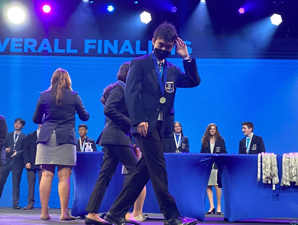 PSHSDECA's tweet photo. Another #decaicdc in the books! Congratulations to all of the competitors that made it this far! A special congrats to ICDC finalist, Richard Bai. This was his first year in DECA and he’s bringing home a medal! https://t.co/VjylkugtRM