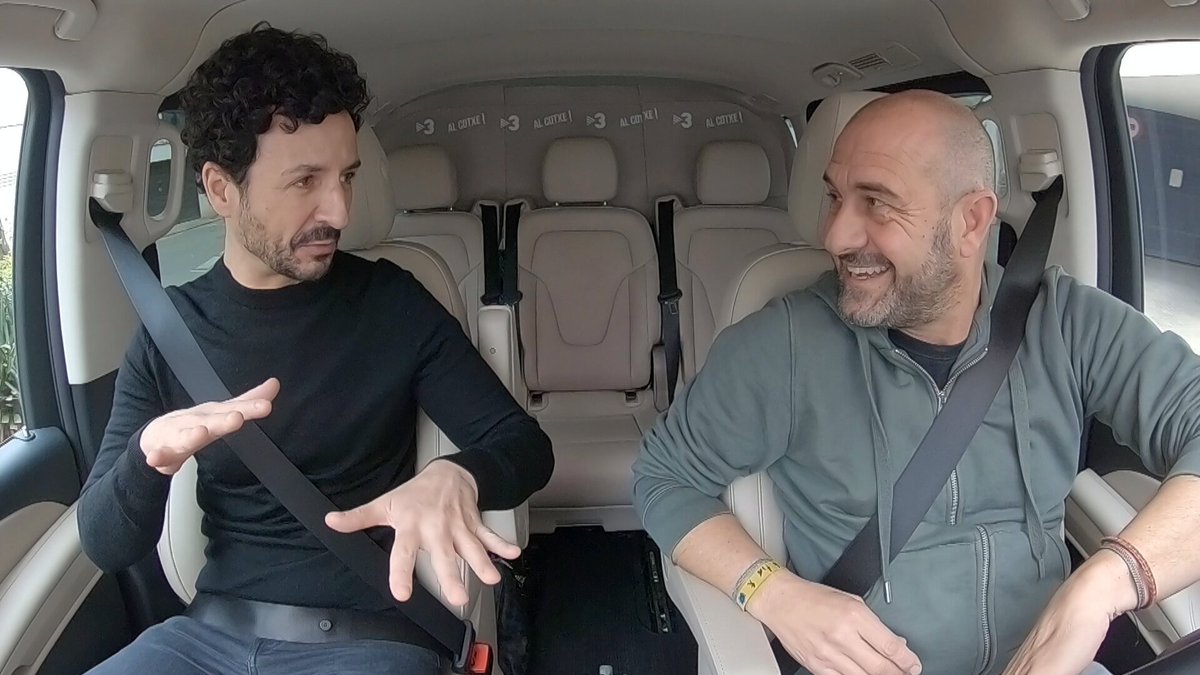 Aquest dijous a la nit #AlCotxeTV3 arriba a l’última emissió d’aquesta temporada. Eloi Vila conversarà amb els tres components del grup revelació del confinament, <a href="/stayhomas/">STAY HOMAS</a>, i amb el cuiner <a href="/raulbarus/">Balam Ruscalleda</a> 🚘

📺 Dijous, a les 23.45, a <a href="/tv3cat/">TV3 és ara @Som3Cat</a> 

➡️ ccma.cat/premsa/el-grup…