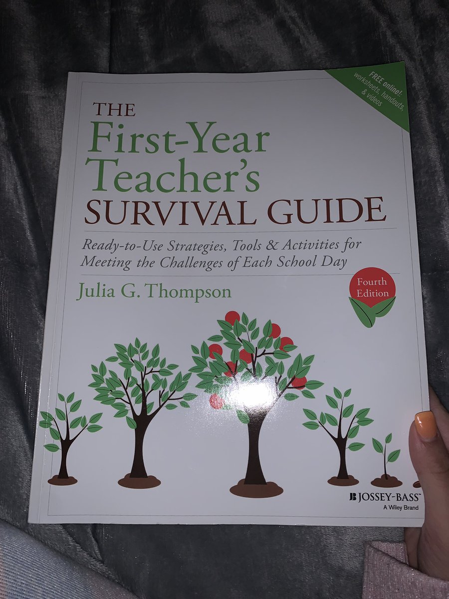Raquelh___'s tweet photo. Taking some time to recover after surgery.. had a little read of this online and I was so impressed, I had to get the paper version! This is definitely worth the buy and read for first-year teachers 👩🏻‍🏫 #ACUedu_p https://t.co/KCRElqVmHz